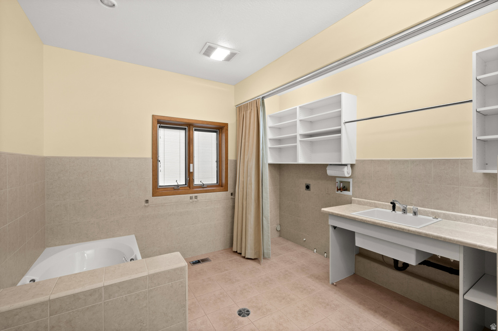 927 N ENSIGN VISTA DR Salt Lake City, UT 84103