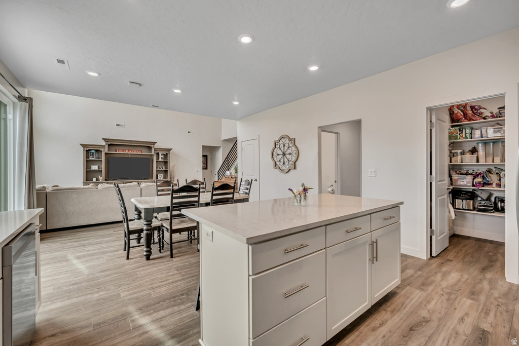 2084 W 2315 S Woods Cross, UT 84087