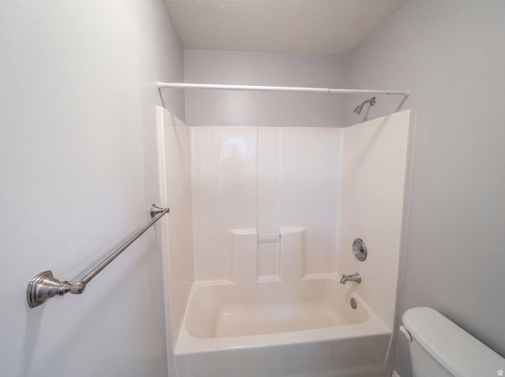 6729 S PINE LANDING WAY West Jordan, UT 84084