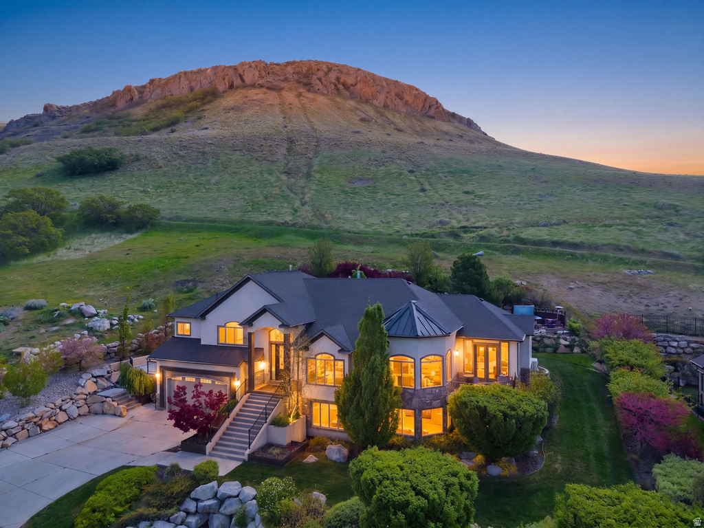 1130 N TWICKENHAM DR Salt Lake City, UT 84103