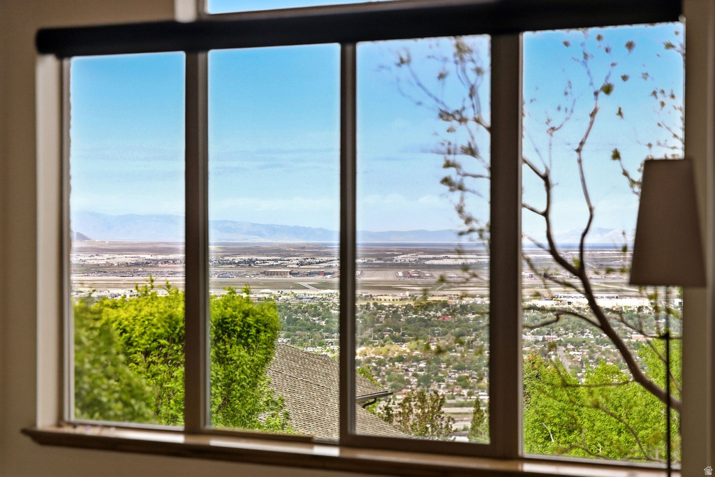 1130 N TWICKENHAM DR Salt Lake City, UT 84103