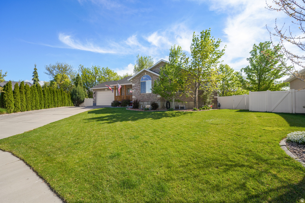 1418 N 700 W Lehi, UT 84043