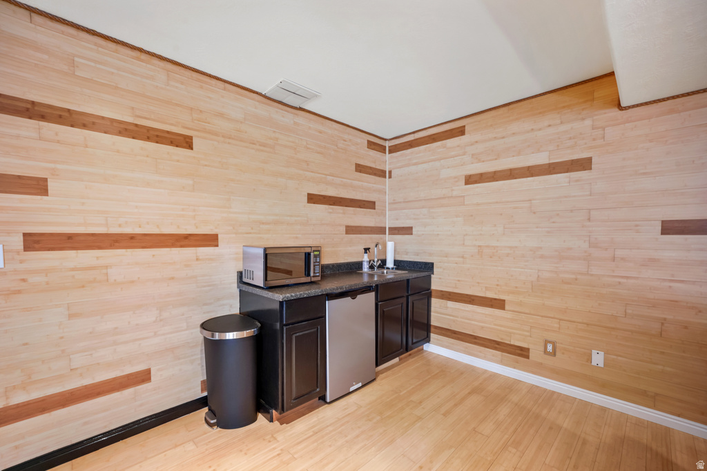 1418 N 700 W Lehi, UT 84043