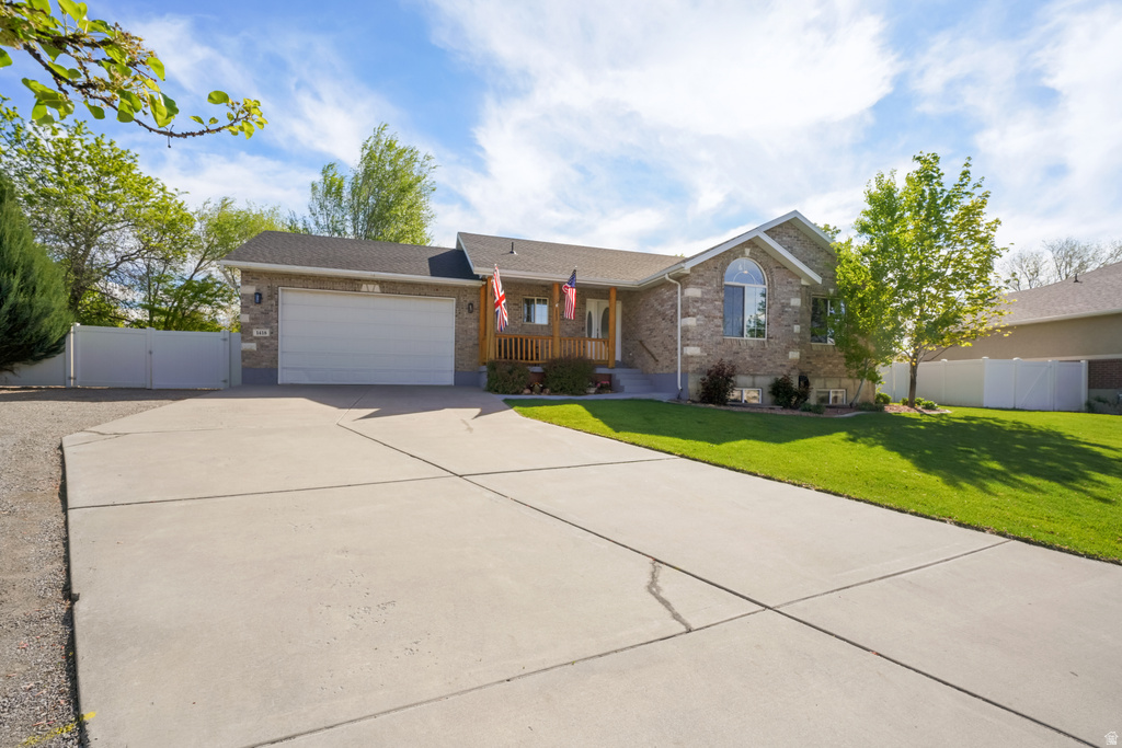 1418 N 700 W Lehi, UT 84043
