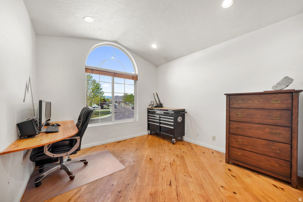 1418 N 700 W Lehi, UT 84043