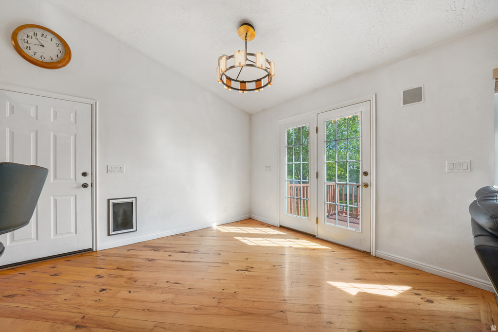 1418 N 700 W Lehi, UT 84043