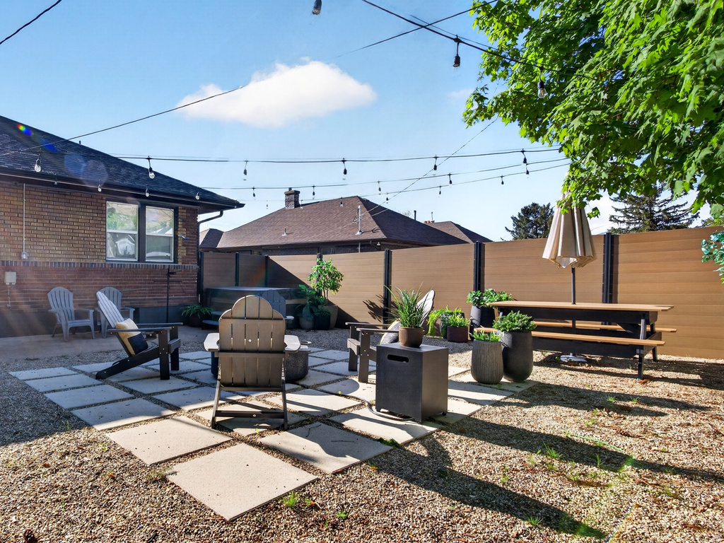 2572 S POLK AVE Ogden, UT 84401