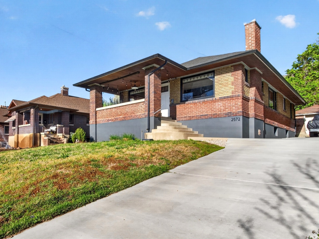 2572 S POLK AVE Ogden, UT 84401