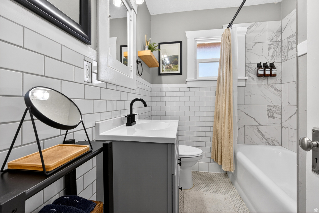 2572 S POLK AVE Ogden, UT 84401