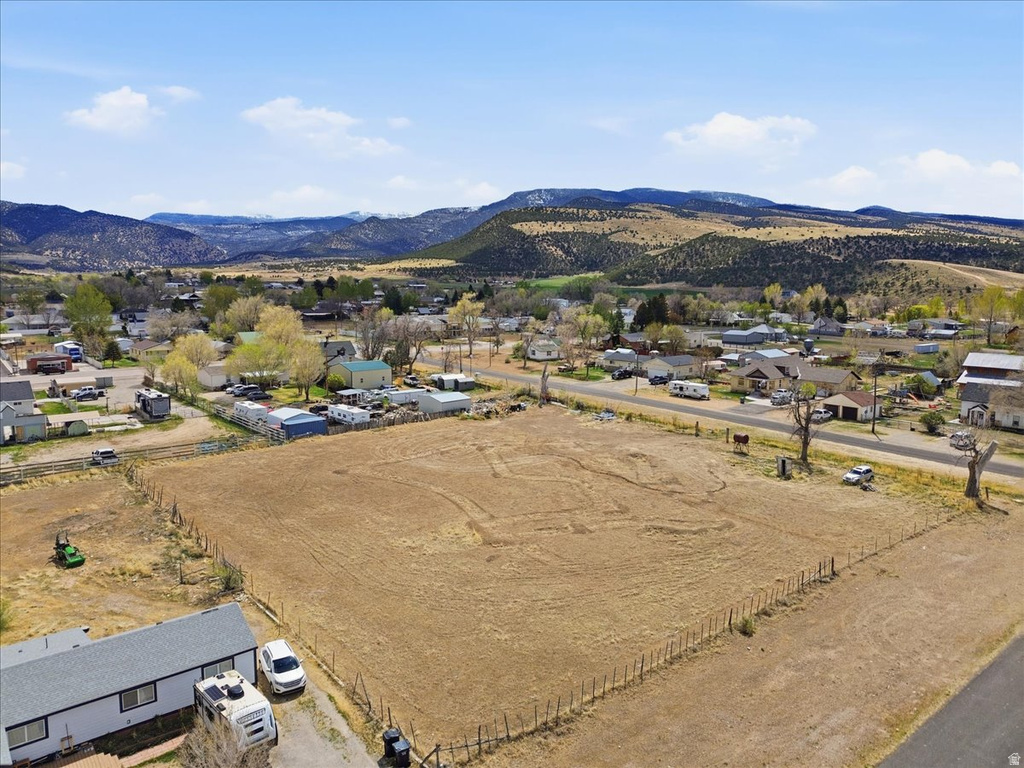 90 W 100 S Mayfield, UT 84643