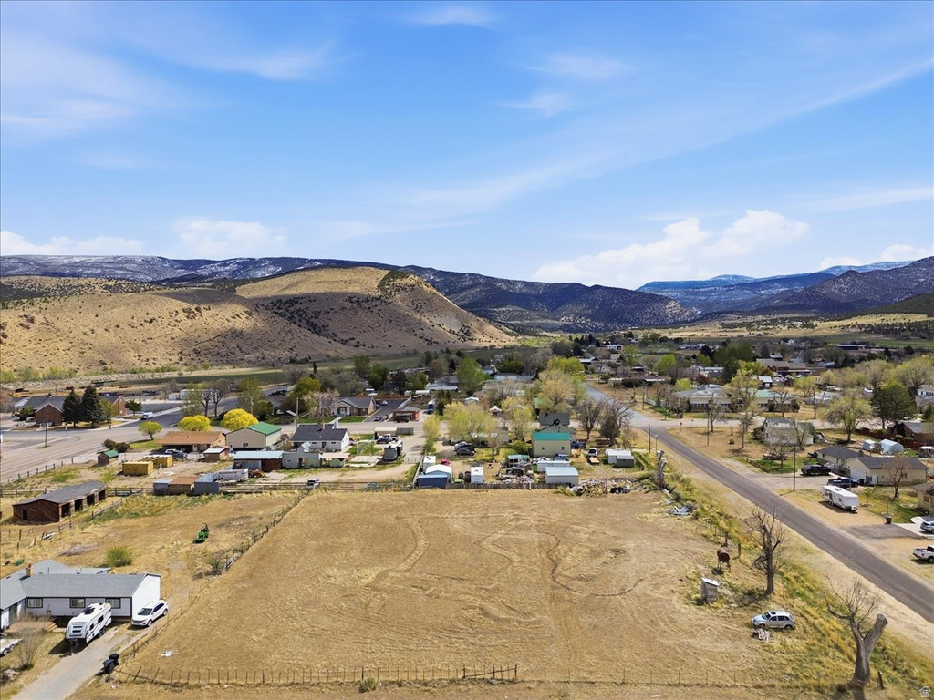 90 W 100 S Mayfield, UT 84643