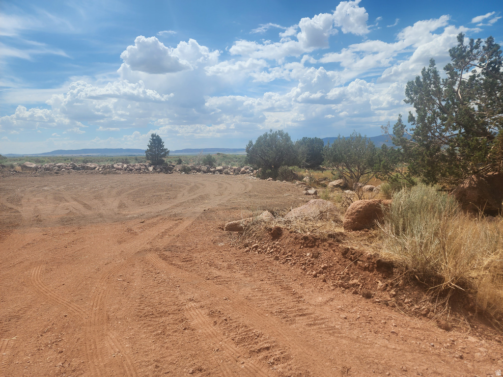 1421 N FOOTHILL DR Paragonah, UT 84760