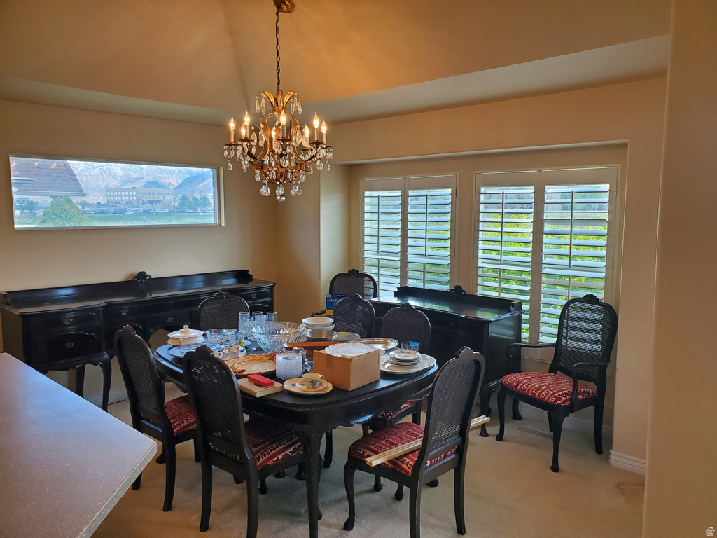 5586 S 250 E Washington Terrace, UT 84405