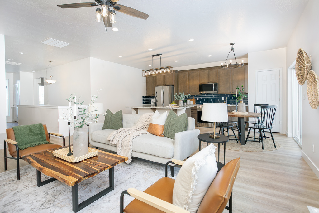 78 E BROXBURN WAY Tooele, UT 84074