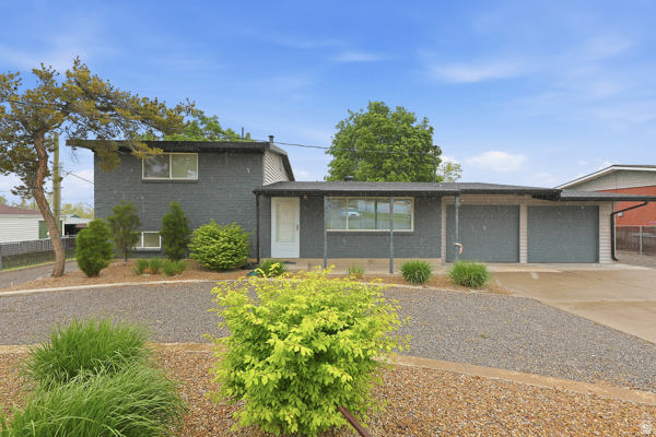 299 BIRCH ST Tooele, UT 84074