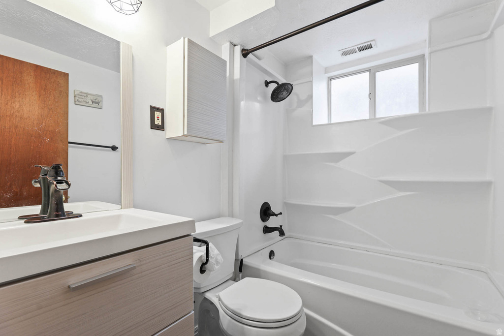 3380 S MAGNOLIA DR Magna, UT 84044