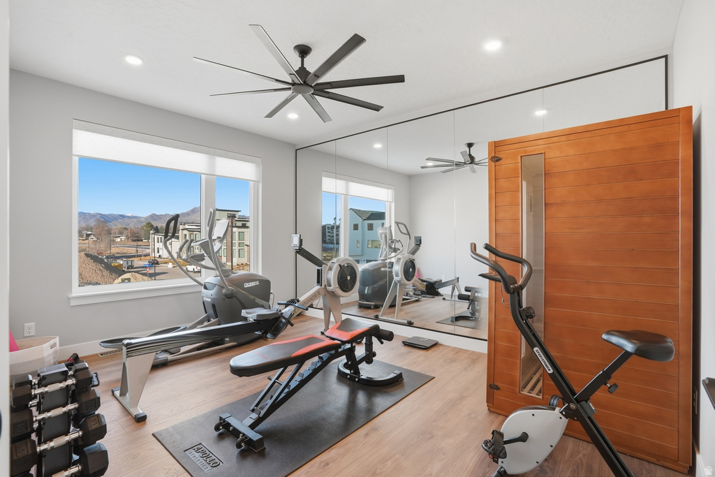 2011 E BEVERLY DR Holladay, UT 84117