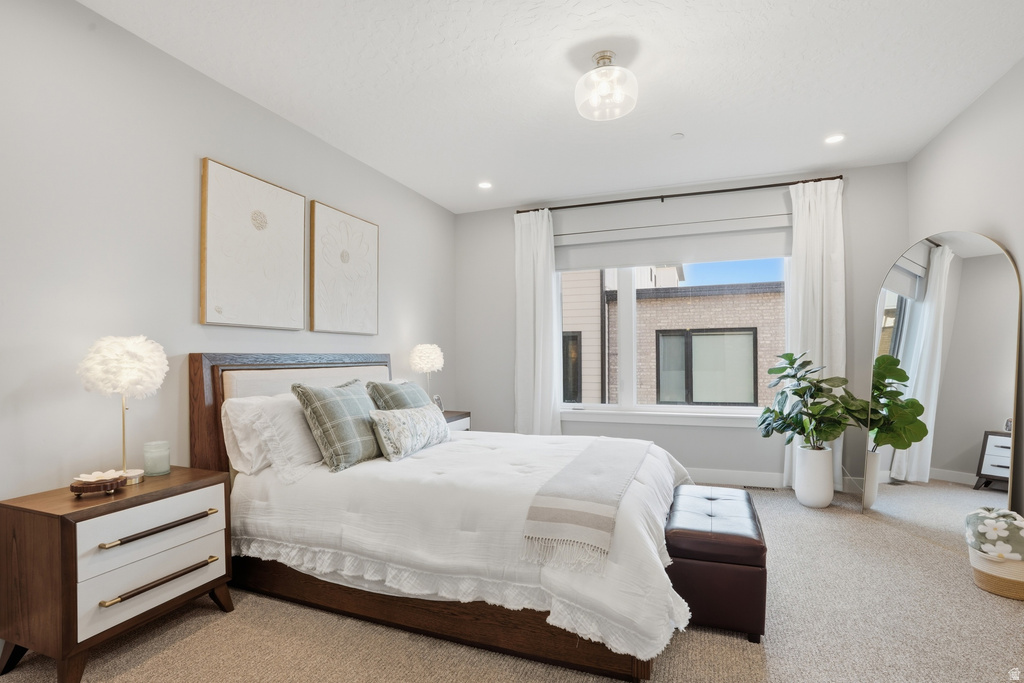 2011 E BEVERLY DR Holladay, UT 84117