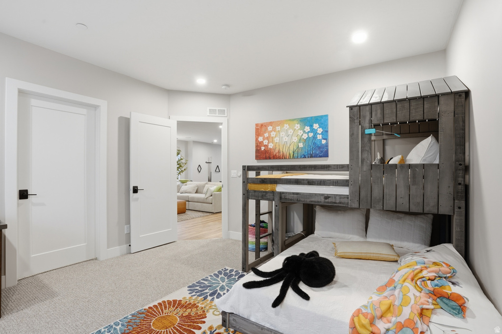 2011 E BEVERLY DR Holladay, UT 84117