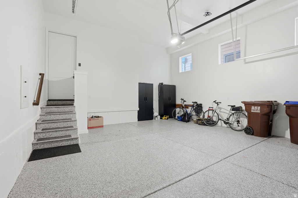 2011 E BEVERLY DR Holladay, UT 84117