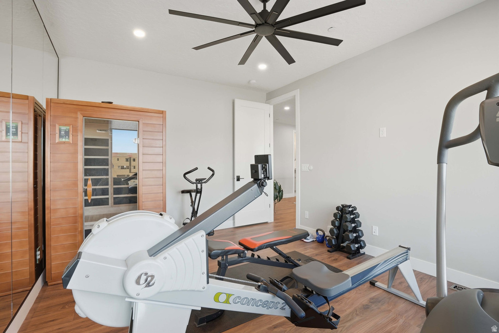 2011 E BEVERLY DR Holladay, UT 84117