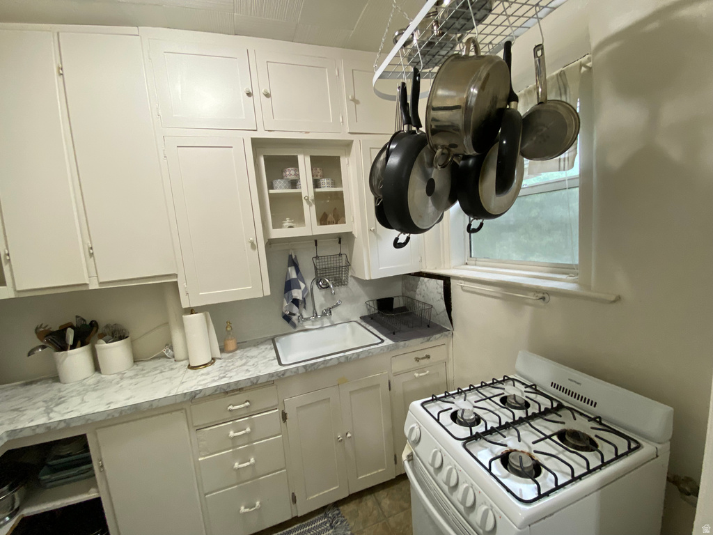 251 E 300 S Springville, UT 84663