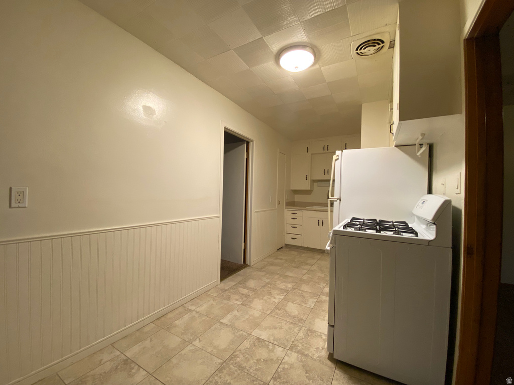 251 E 300 S Springville, UT 84663