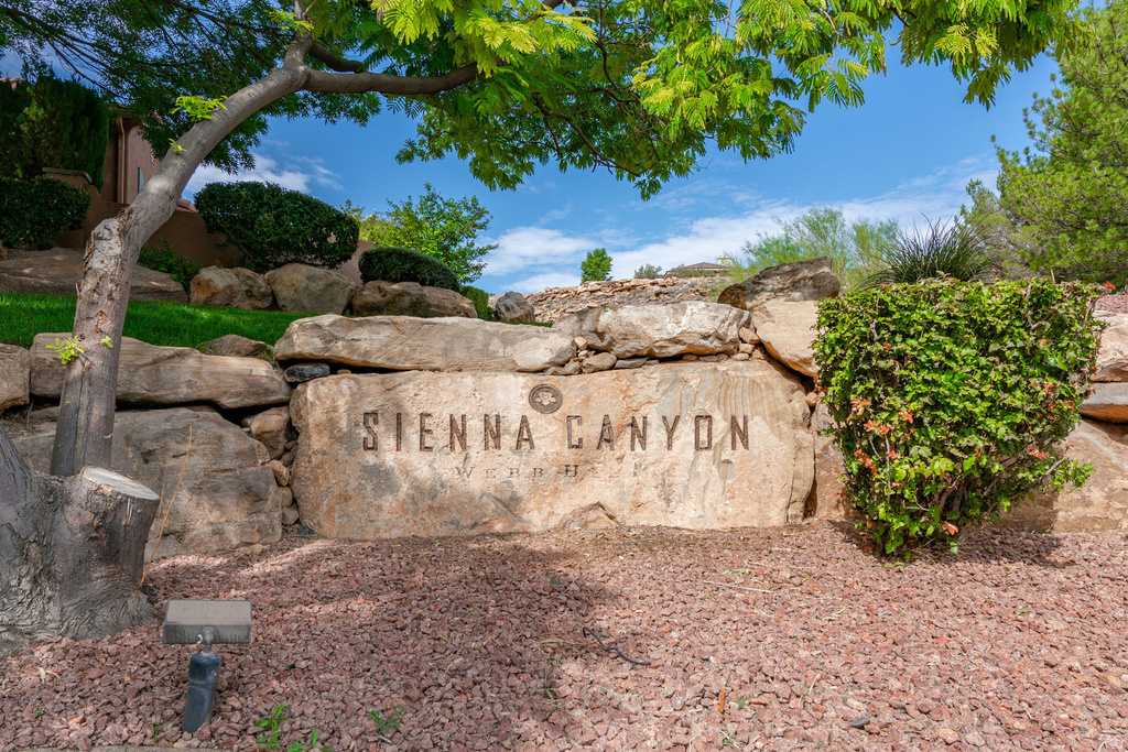 1140 E FORT PIERCE DR #6 St George, UT 84790