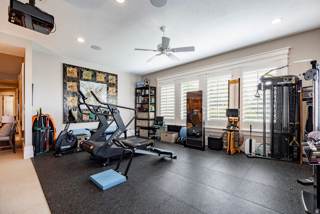 2076 S SCENIC CIR Salt Lake City, UT 84109