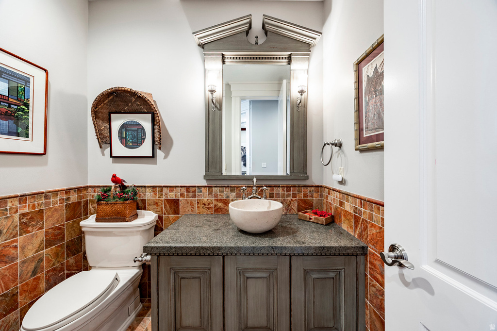 2076 S SCENIC CIR Salt Lake City, UT 84109