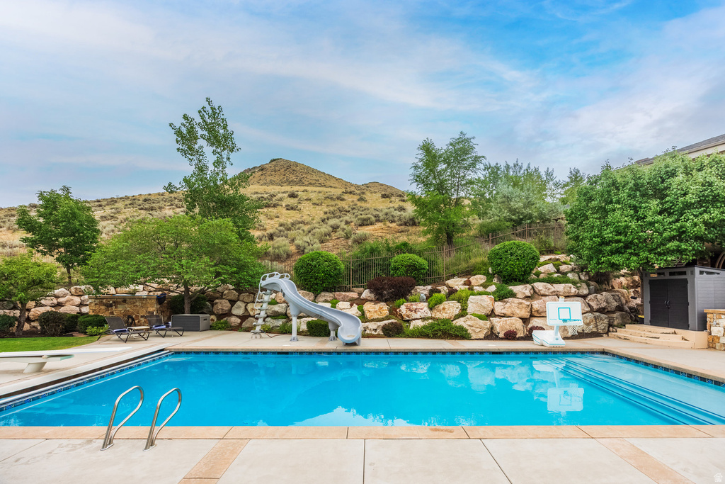 2076 S SCENIC CIR Salt Lake City, UT 84109