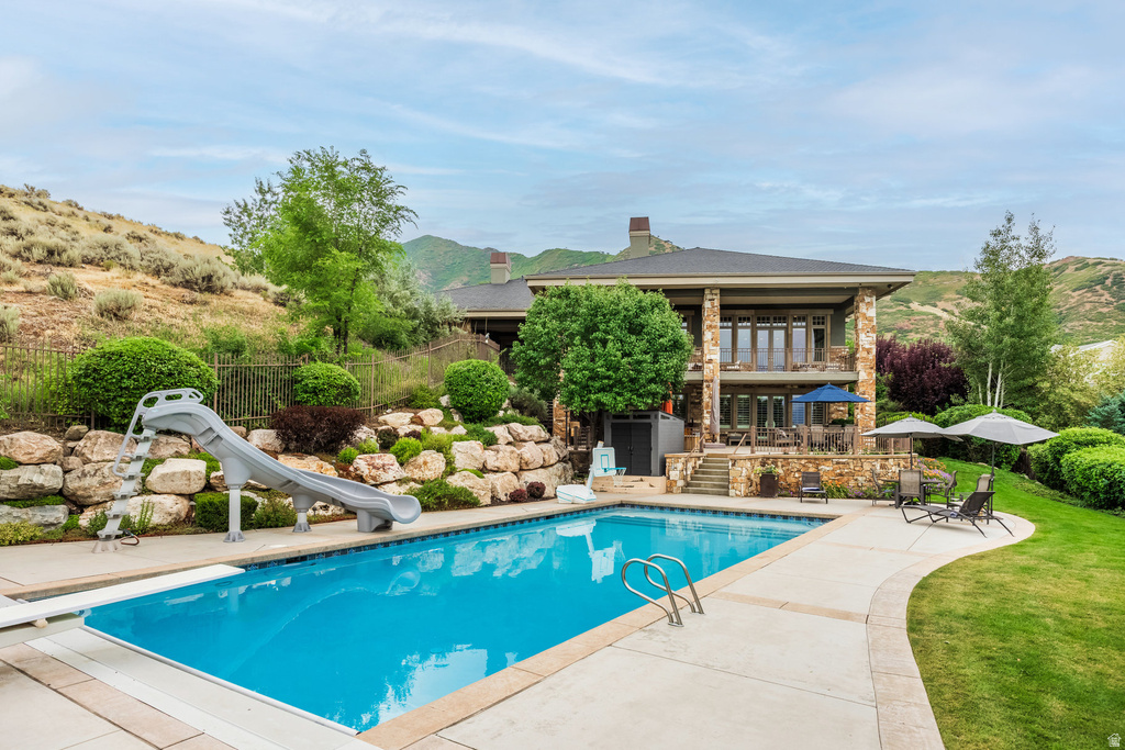 2076 S SCENIC CIR Salt Lake City, UT 84109