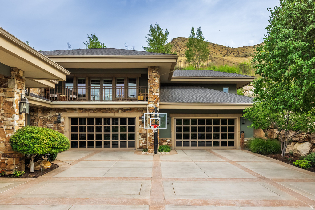 2076 S SCENIC CIR Salt Lake City, UT 84109