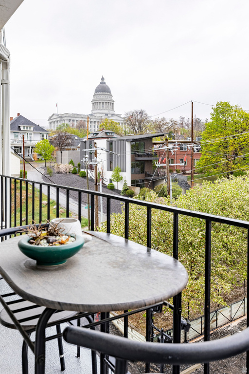 8 E HILLSIDE AVE #506 Salt Lake City, UT 84103