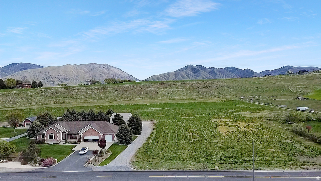 6520 S 1800 W Hyrum, UT 84319