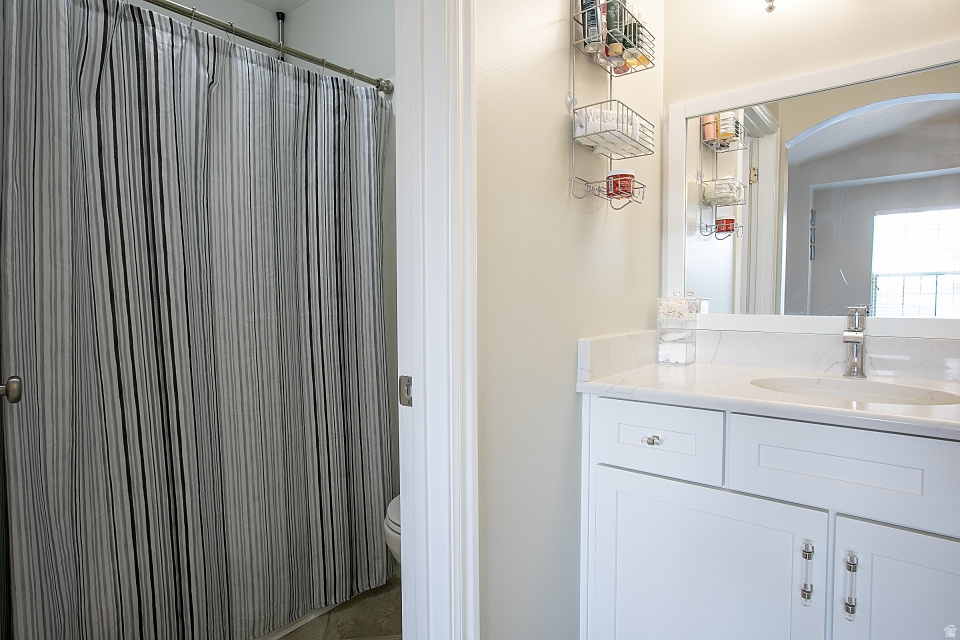 1528 S 1600 W Woods Cross, UT 84087