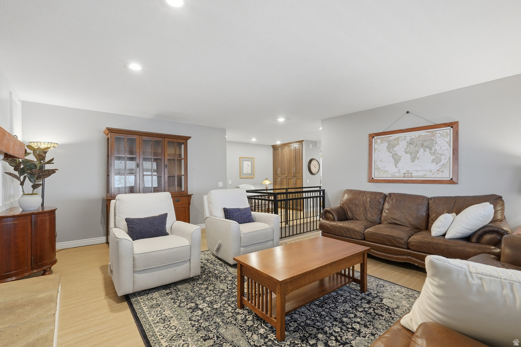 512 S 850 E Centerville, UT 84014