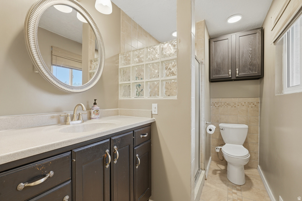 512 S 850 E Centerville, UT 84014