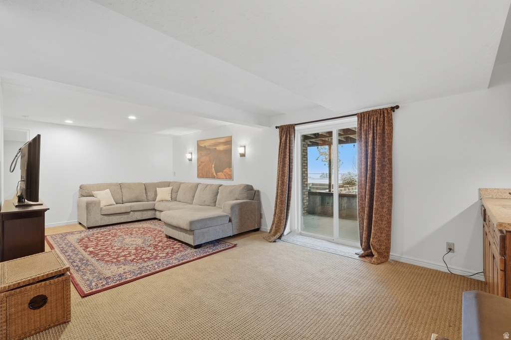 512 S 850 E Centerville, UT 84014