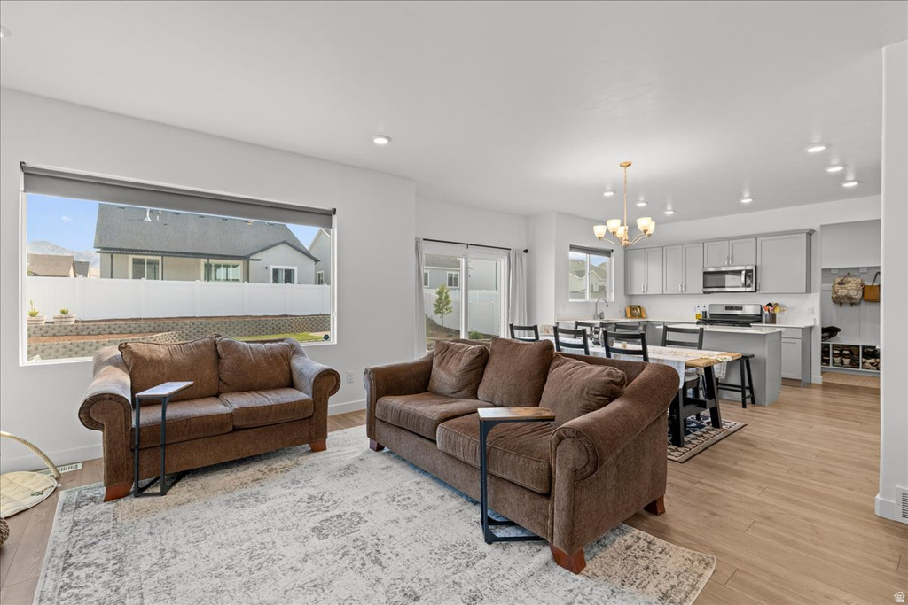 577 W 1410 N Tooele, UT 84074