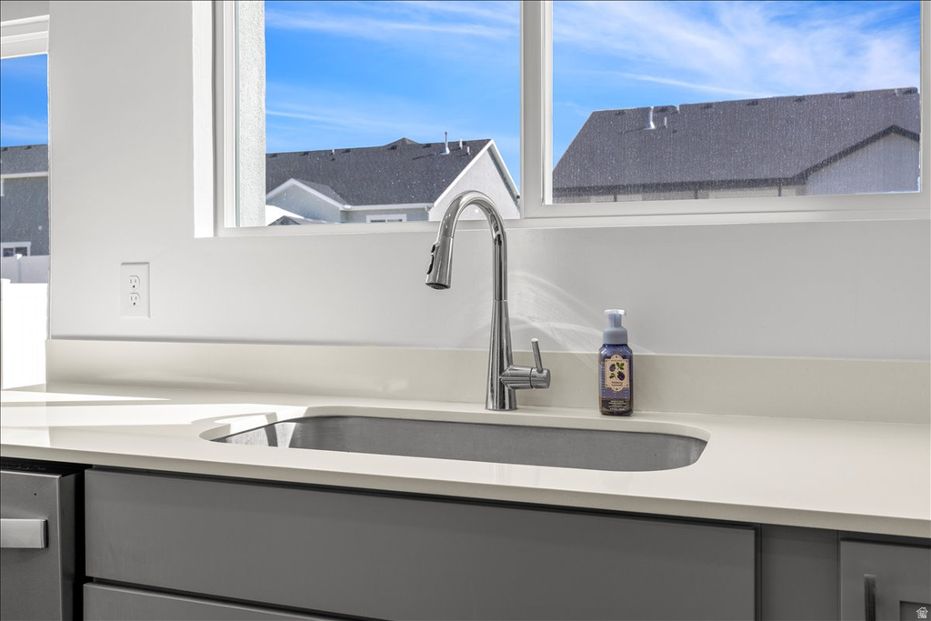 577 W 1410 N Tooele, UT 84074