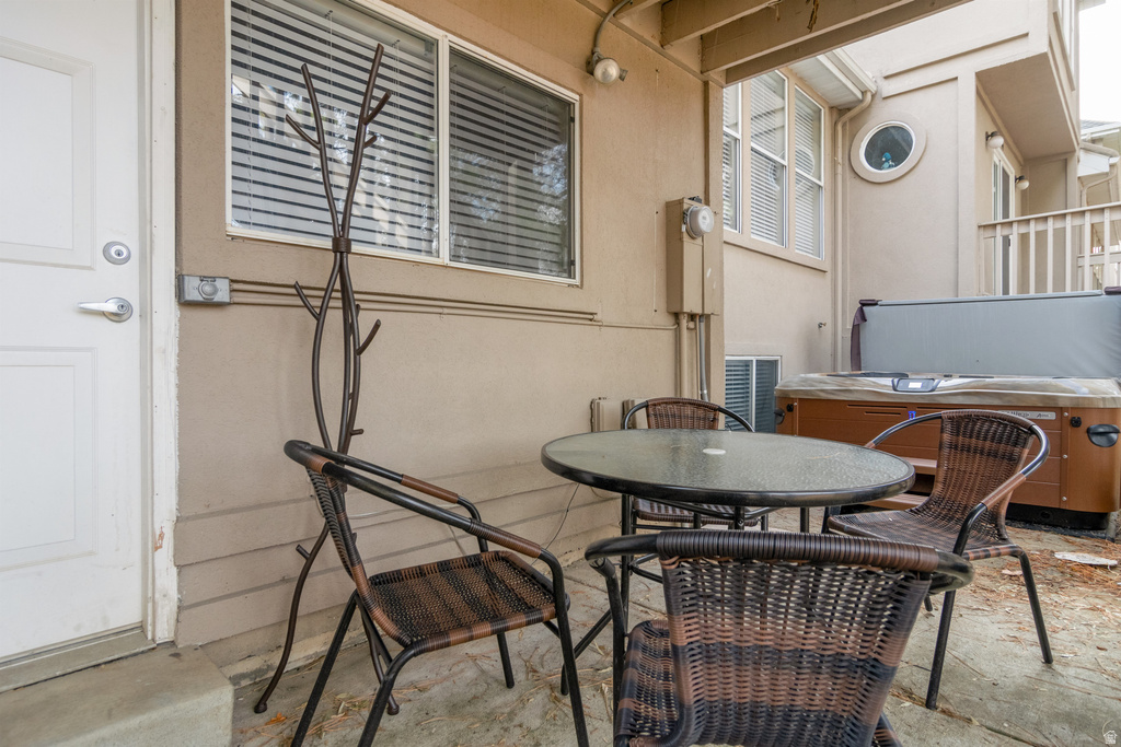 8234 S WASATCH GROVE LN Salt Lake City, UT 84121