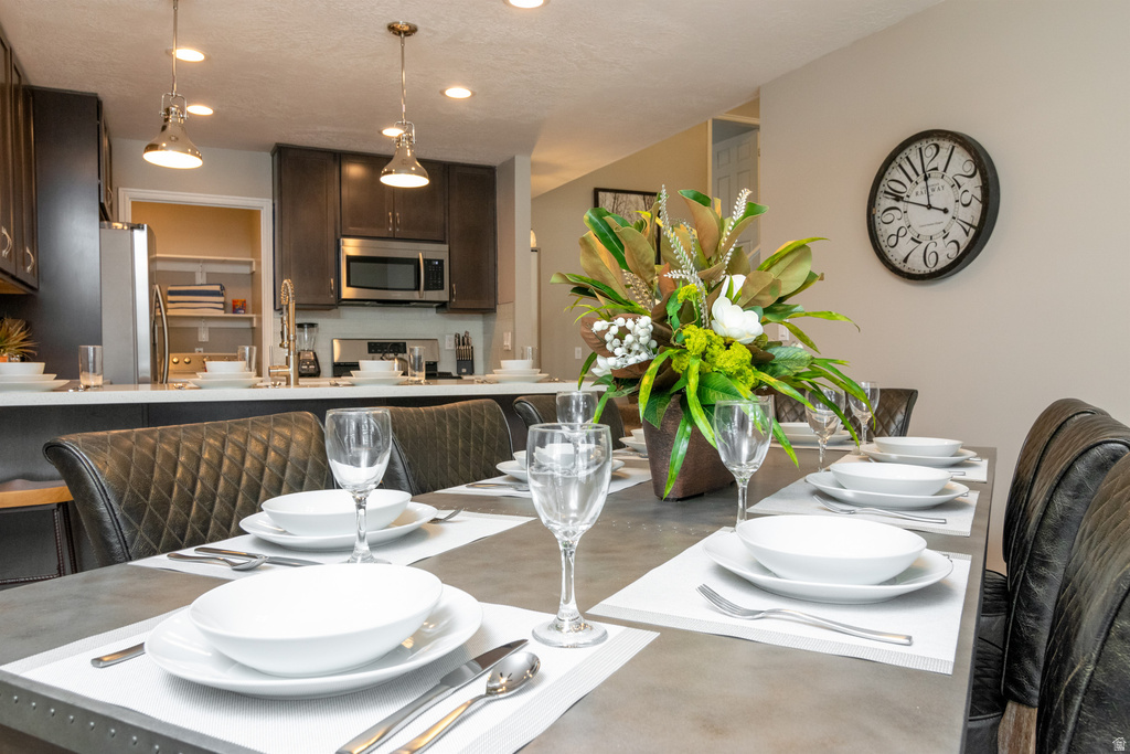 8234 S WASATCH GROVE LN Salt Lake City, UT 84121