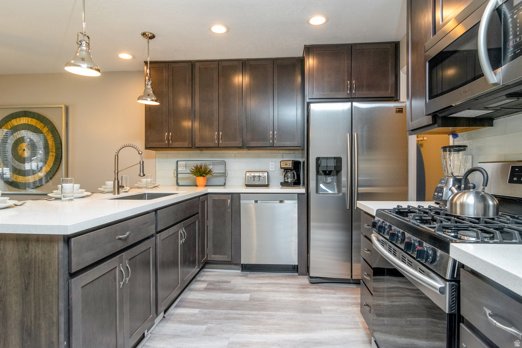 8234 S WASATCH GROVE LN Salt Lake City, UT 84121