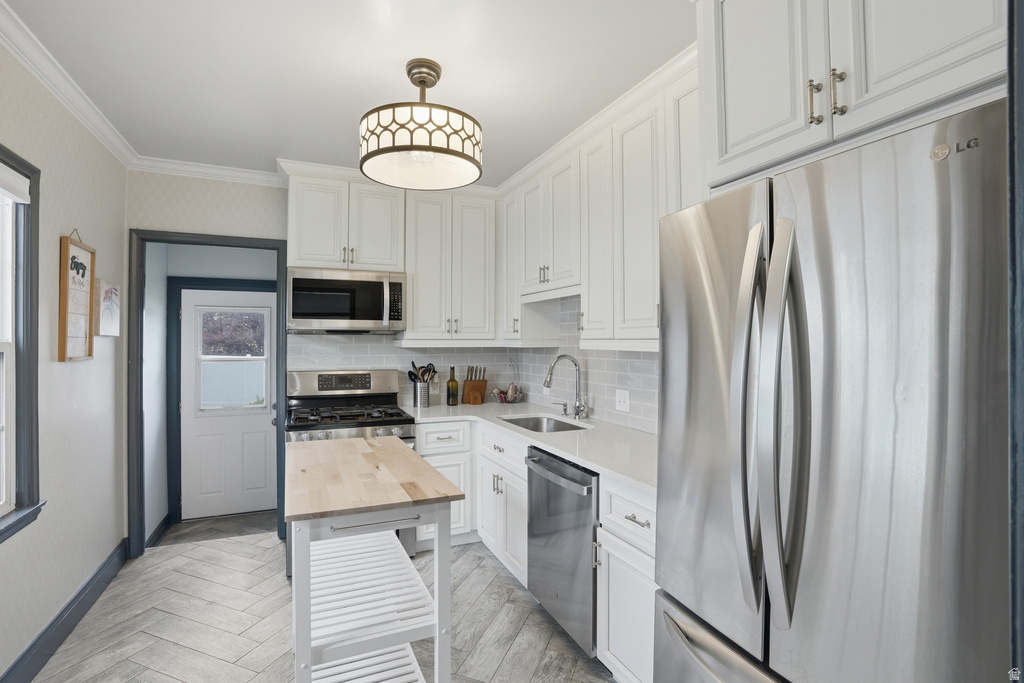 1804 E RAMONA AVE Salt Lake City, UT 84108