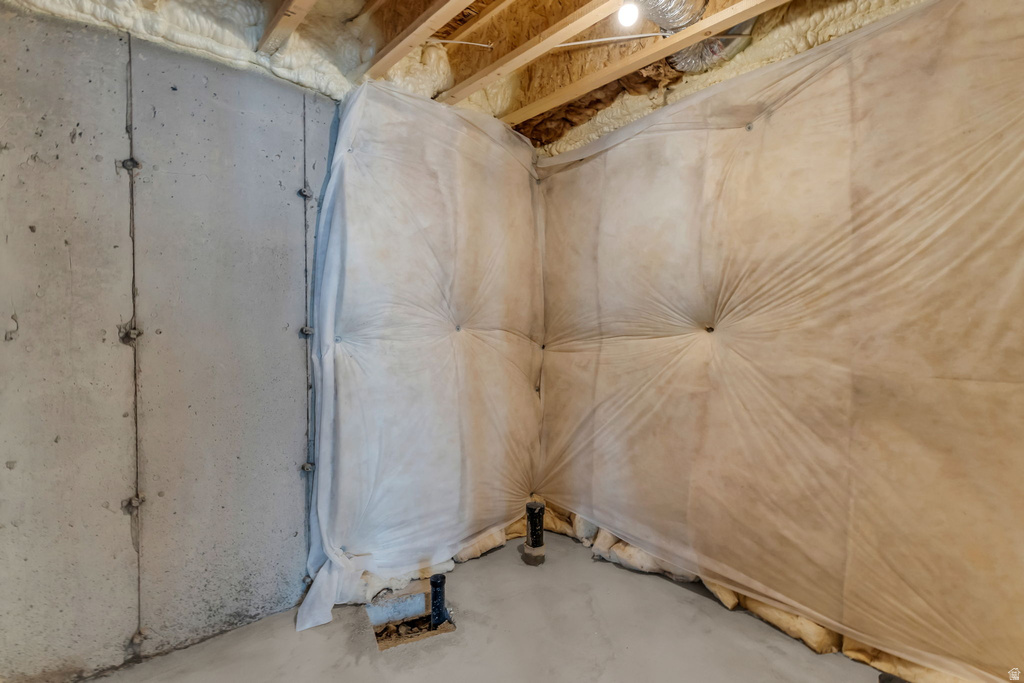 13921 S ROUND PEAK LN Herriman, UT 84096