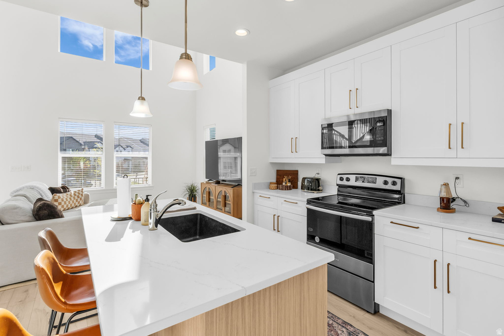 13921 S ROUND PEAK LN Herriman, UT 84096