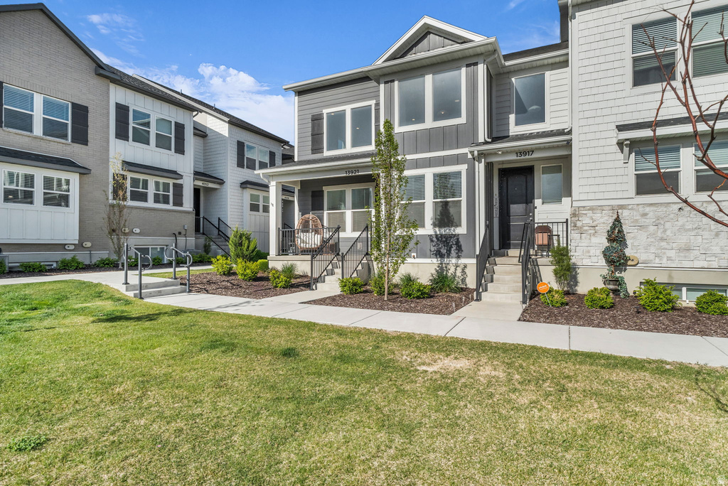 13921 S ROUND PEAK LN Herriman, UT 84096