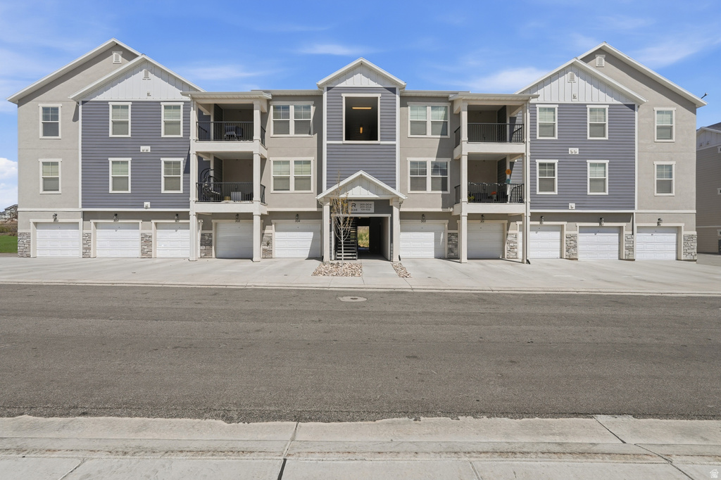 1838 W EAGLEWOOD DR #202 Saratoga Springs, UT 84045