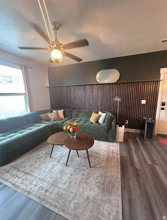 1838 W EAGLEWOOD DR #202 Saratoga Springs, UT 84045